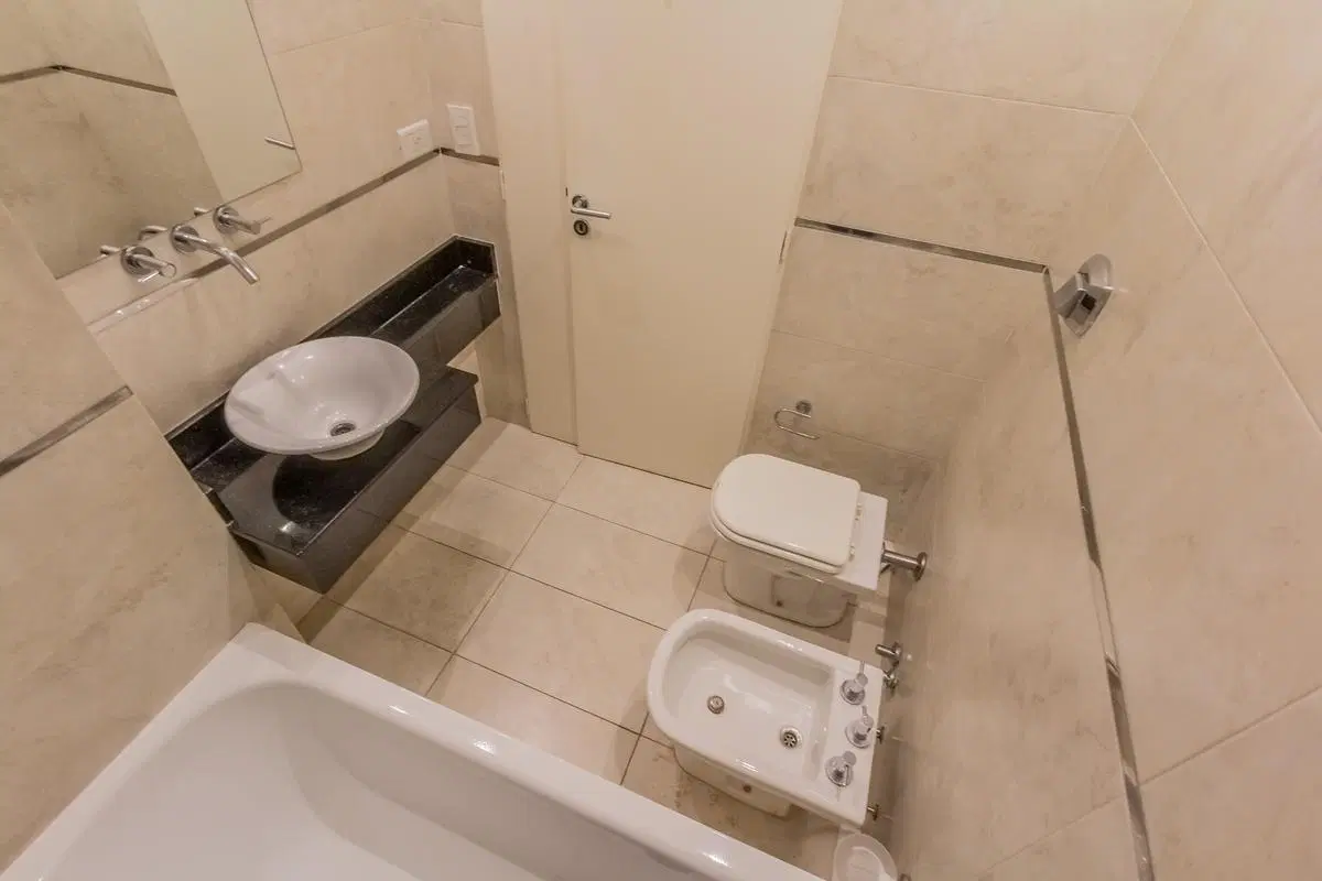 Alquiler Departamento 2 ambientes al frente con cochera - Caballito Sur 4