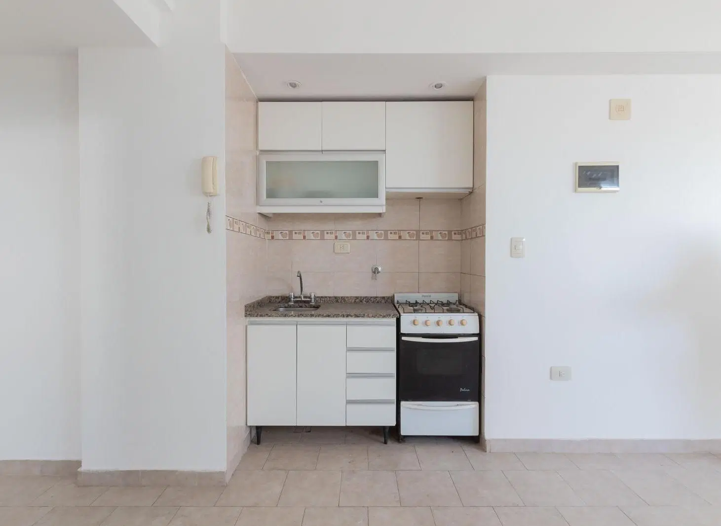 VENTA Departamento dos ambientes en barrio Villa Luro 5