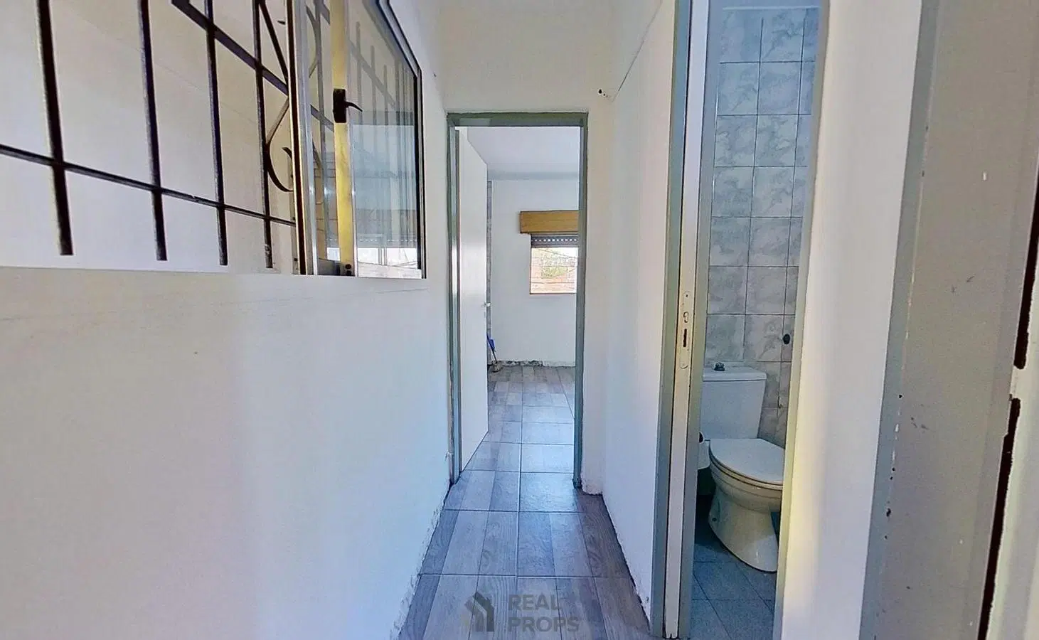 VENTA PH 3 AMBIENTES, AL FRENTE CON TERRAZA Y PARRILLA, EN VILLA BALLESTER 4