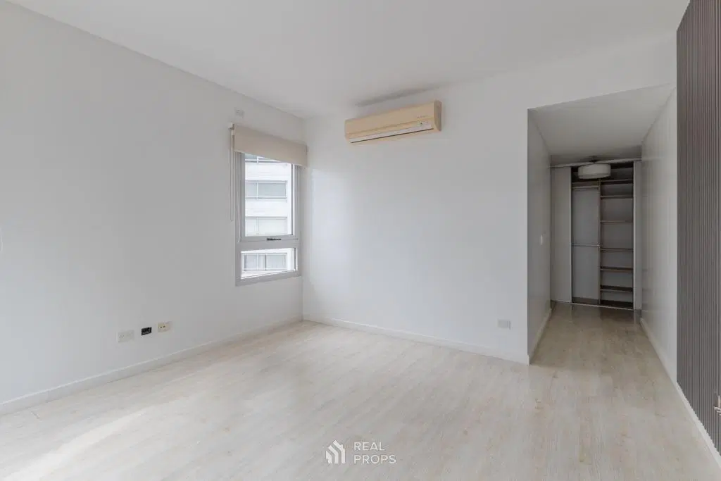 Departamento de 3 Ambientes con balcón y cochera en Alquiler en Zencity Puerto Madero 5