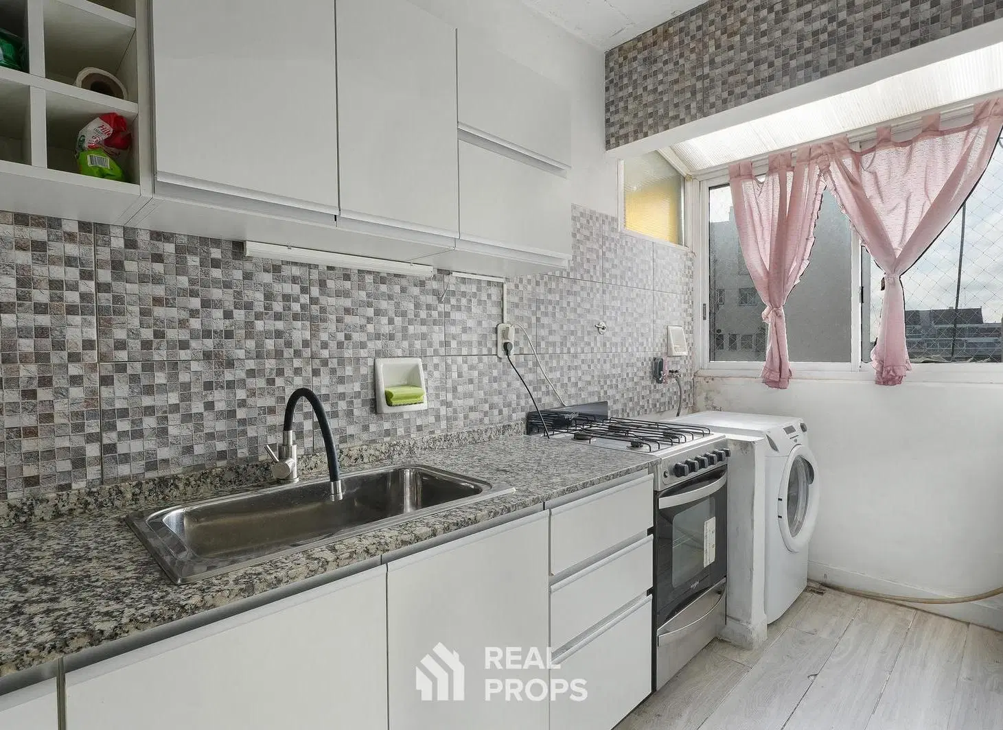 Venta de Departamento 2 ambientes en 7mo piso con balcón - APTO CREDITO HIPOTECARIO 4