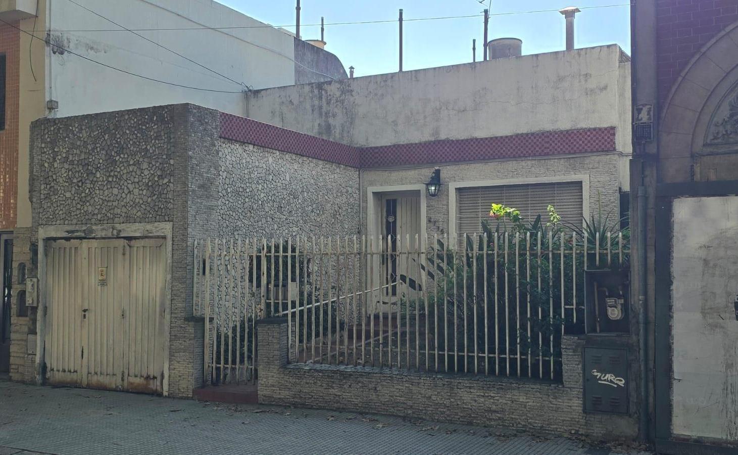 Venta Depósito / Galpón / Oficinas – Neuquen 2700 – Lote Propio