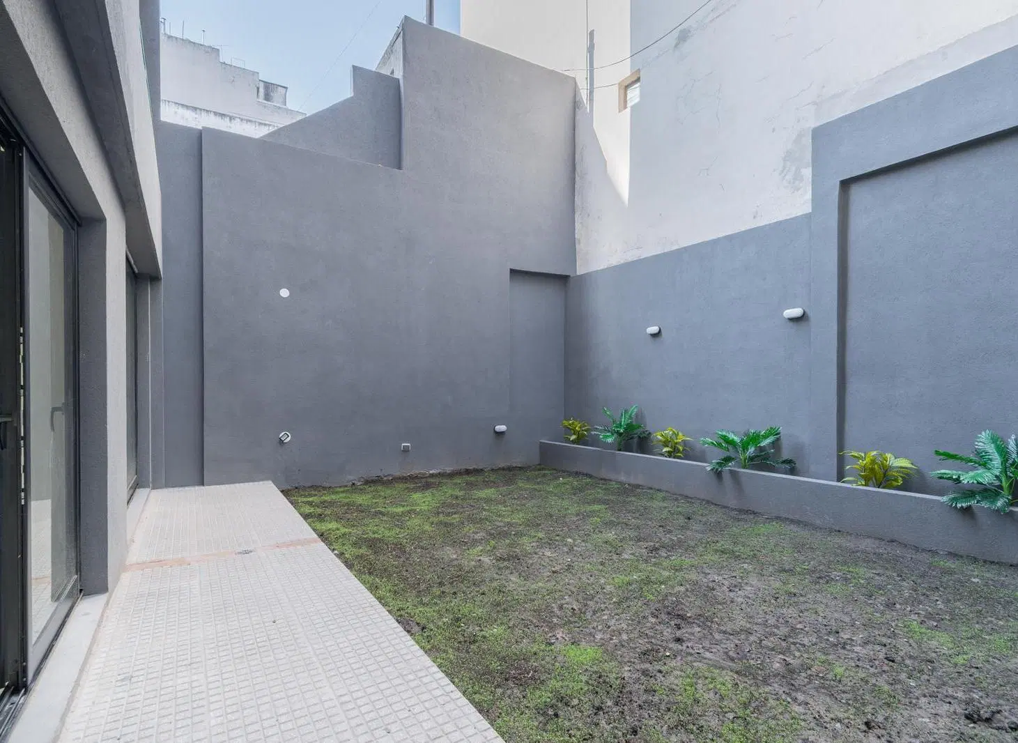 Departamento en venta, dos ambientes con patio en Almagro 8
