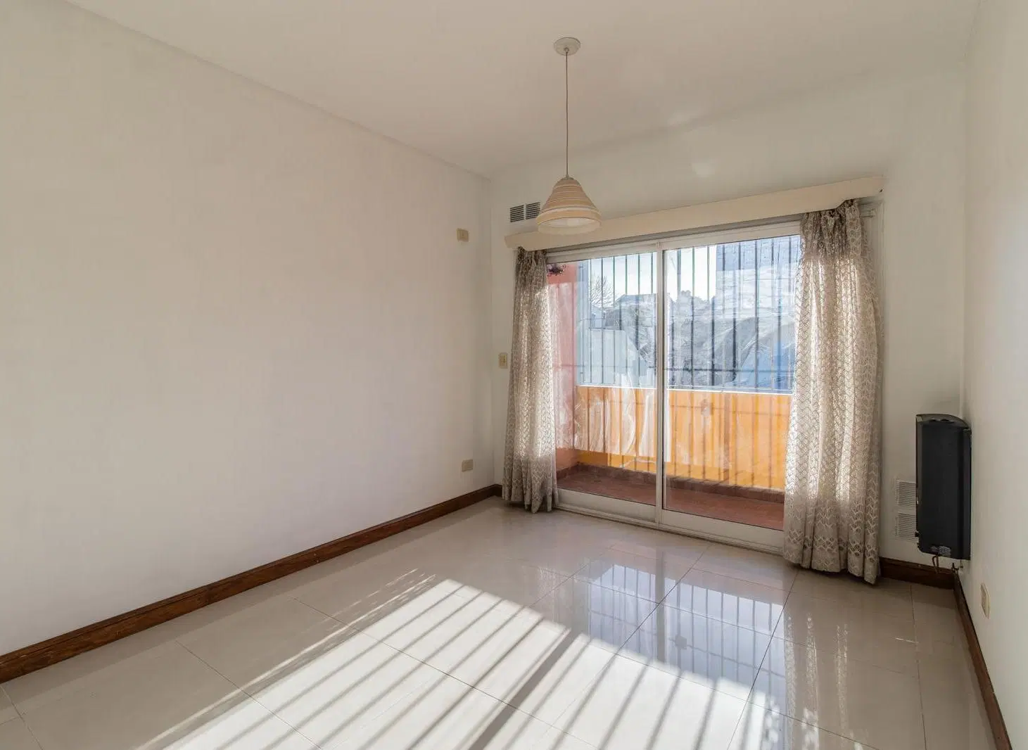 PH en Venta de 3 ambientes con balcón en Flores Sur 5