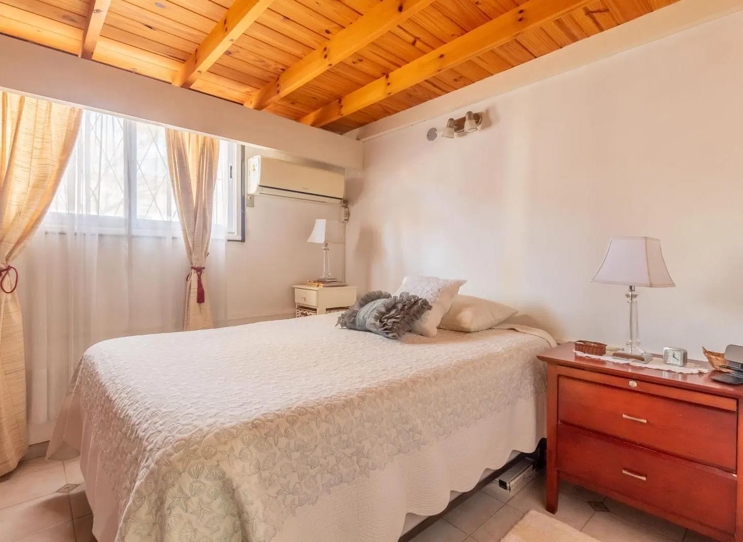 VENTA PH de 3 ambientes al frente con terraza Barrio Versalles 4