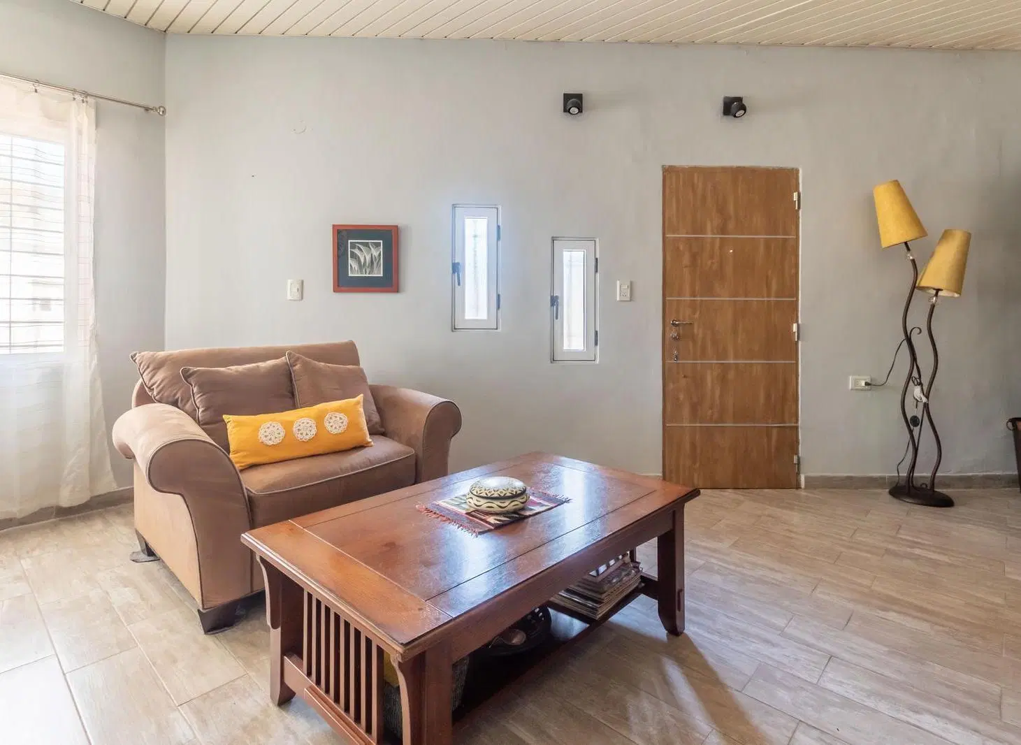 VENTA PH de 3 ambientes al frente con terraza Barrio Villa Real 3