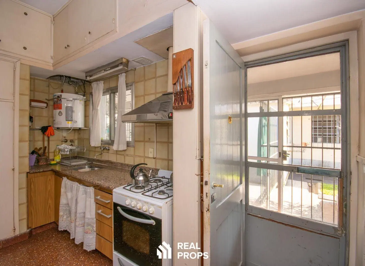 Casa de 5 ambientes en venta jardín patio garaje en Villa Adelina Vicente López zona norte 8