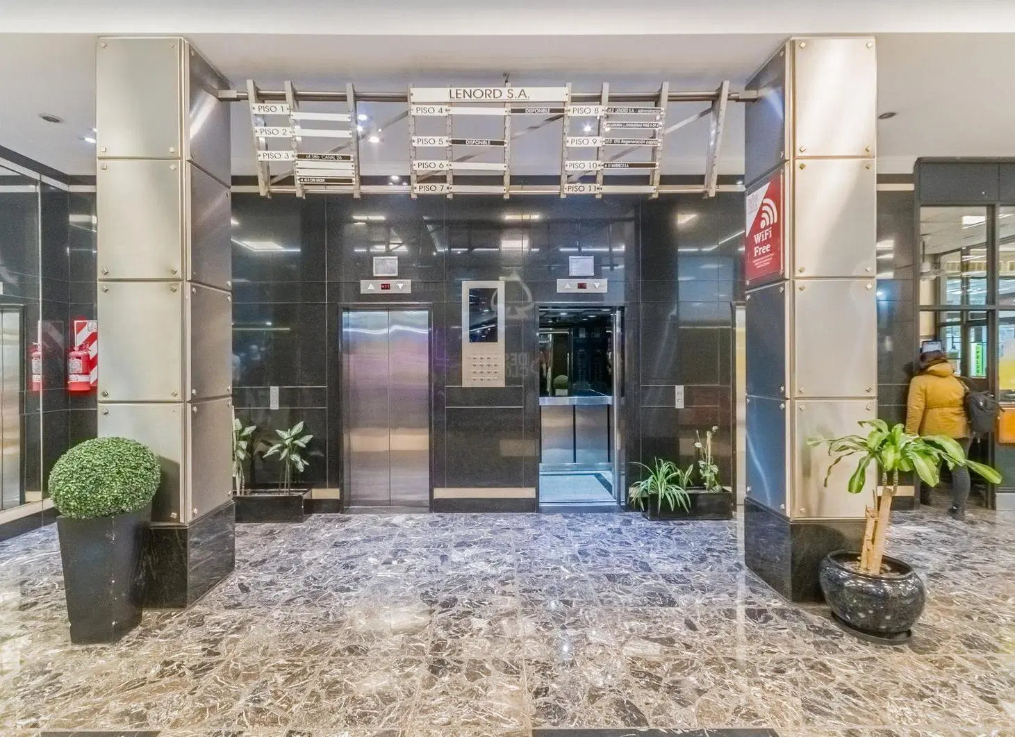 Oficina en Alquiler Microcentro 372 m2 SIN EXPENSAS 3
