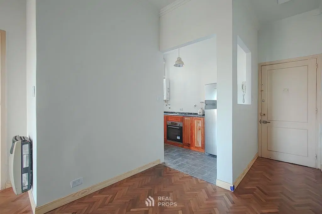 Departamento 3 ambientes en alquiler en Coghlan 4