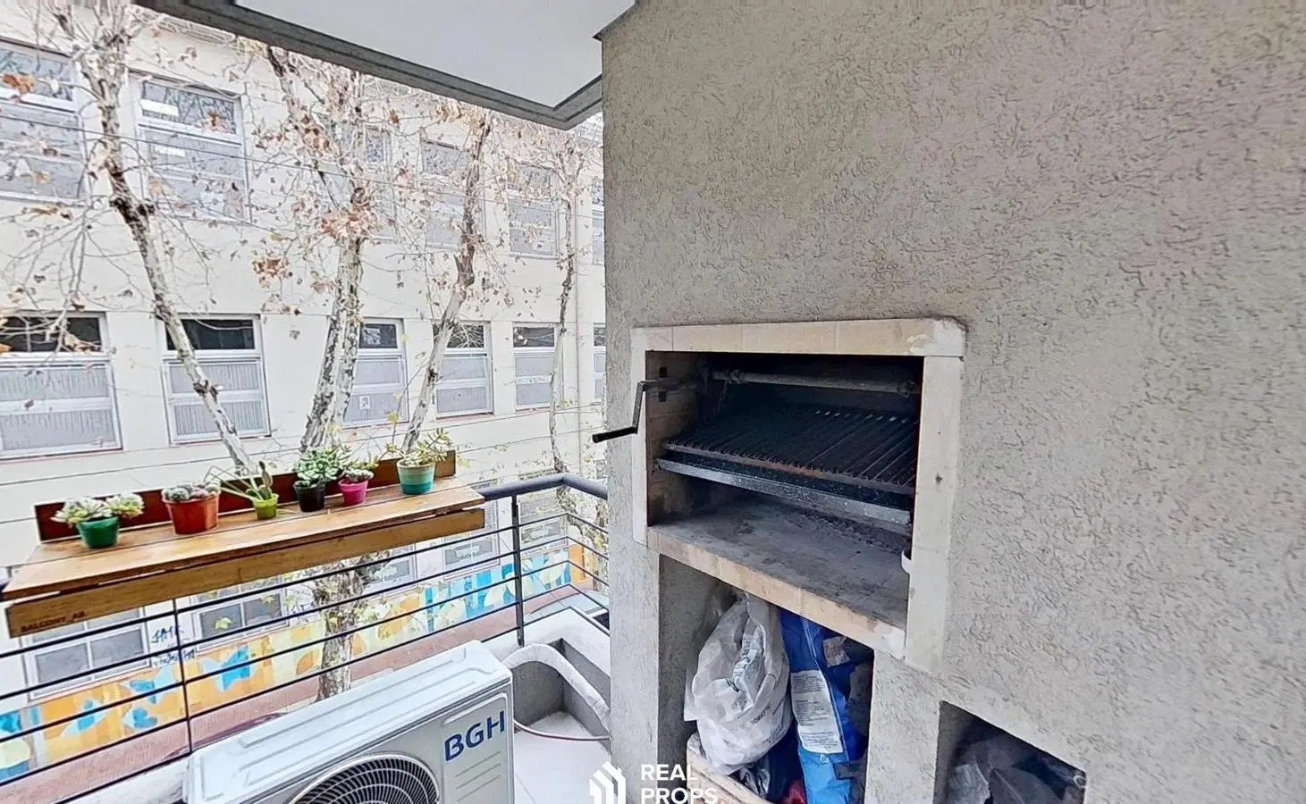 VENTA Departamento 2 ambientes con balcón y parrilla en San Fernando 5