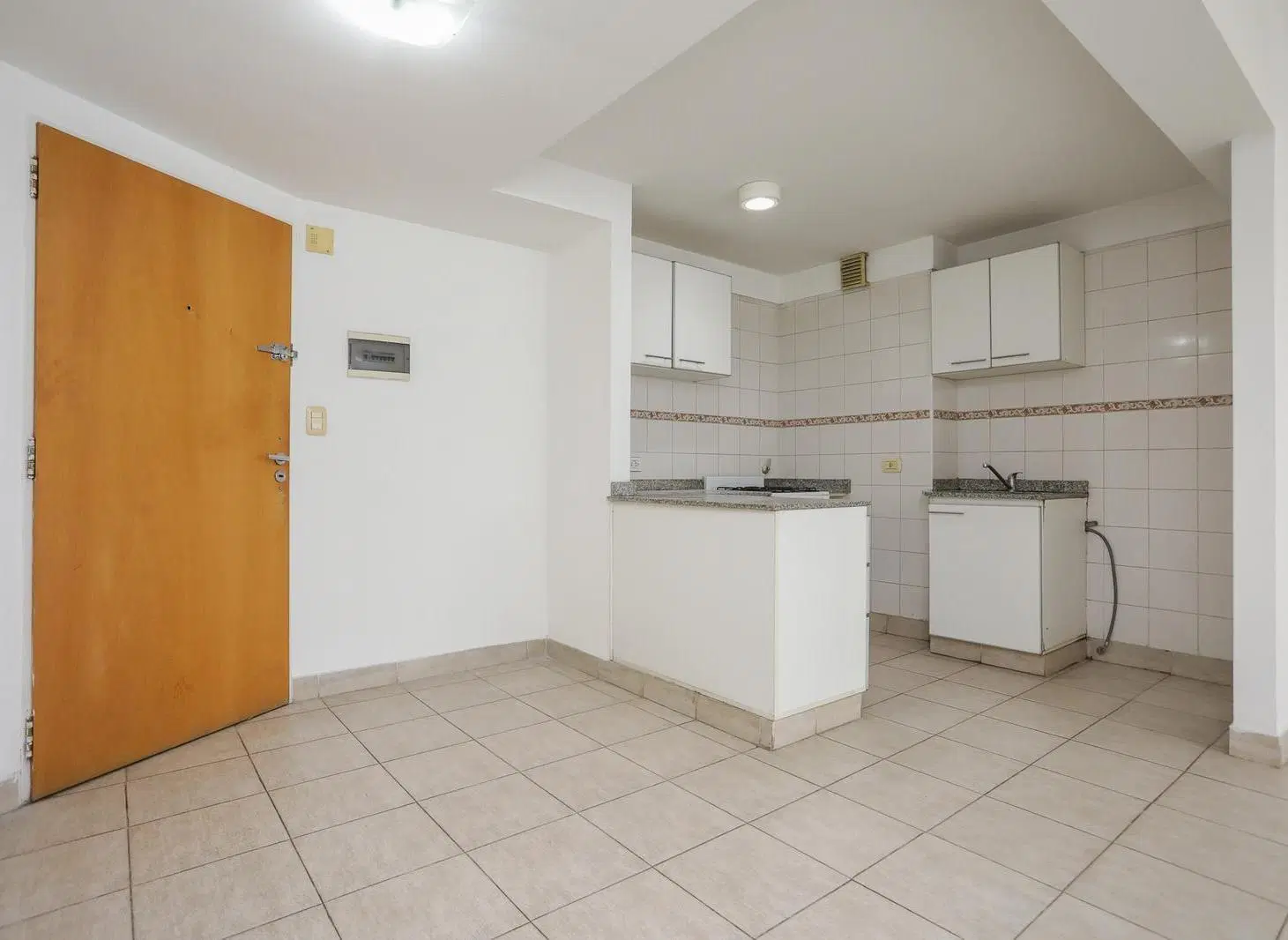 Departamento en venta de 2 ambientes en Flores 5