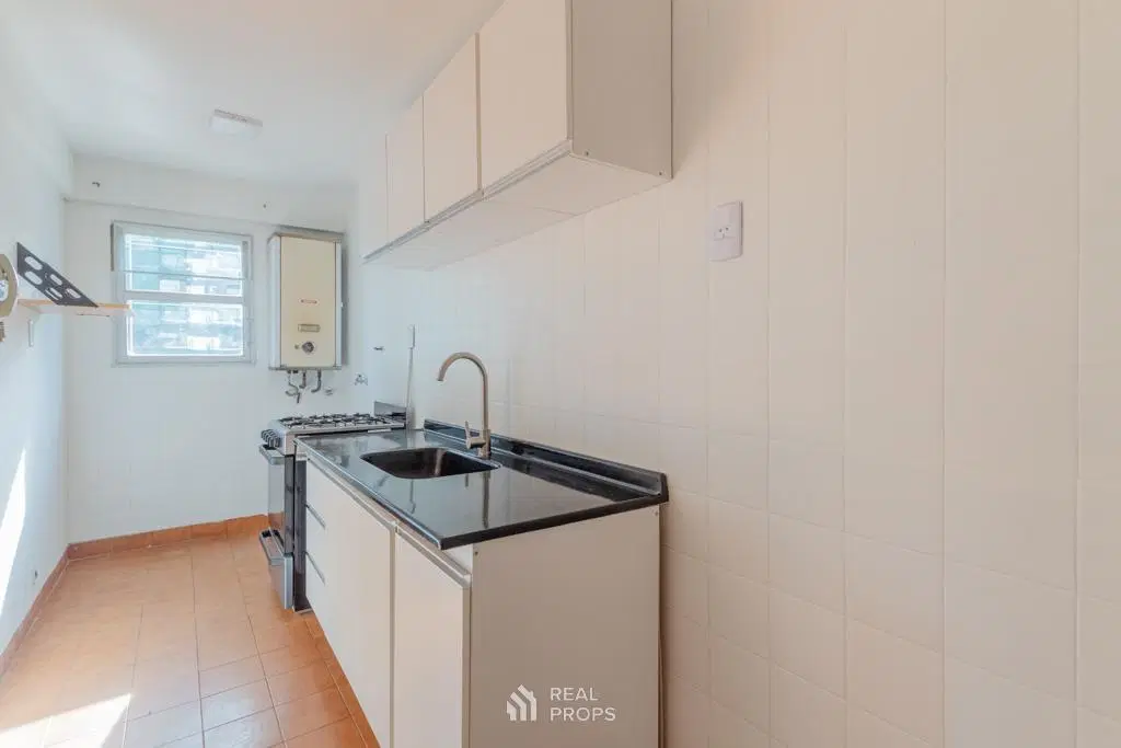 Alquiler Departamento 3 ambientes en Recoleta, renovado luminoso y con balcon al frente 3