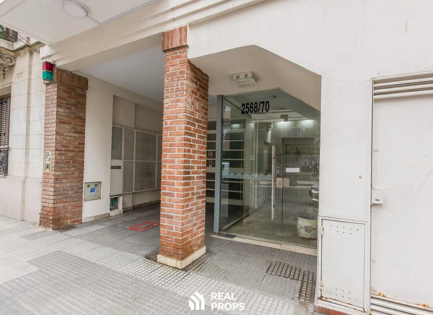 Venta Departamento Monoambiente en Nuñez. 2 balcones. Luminoso!! 4