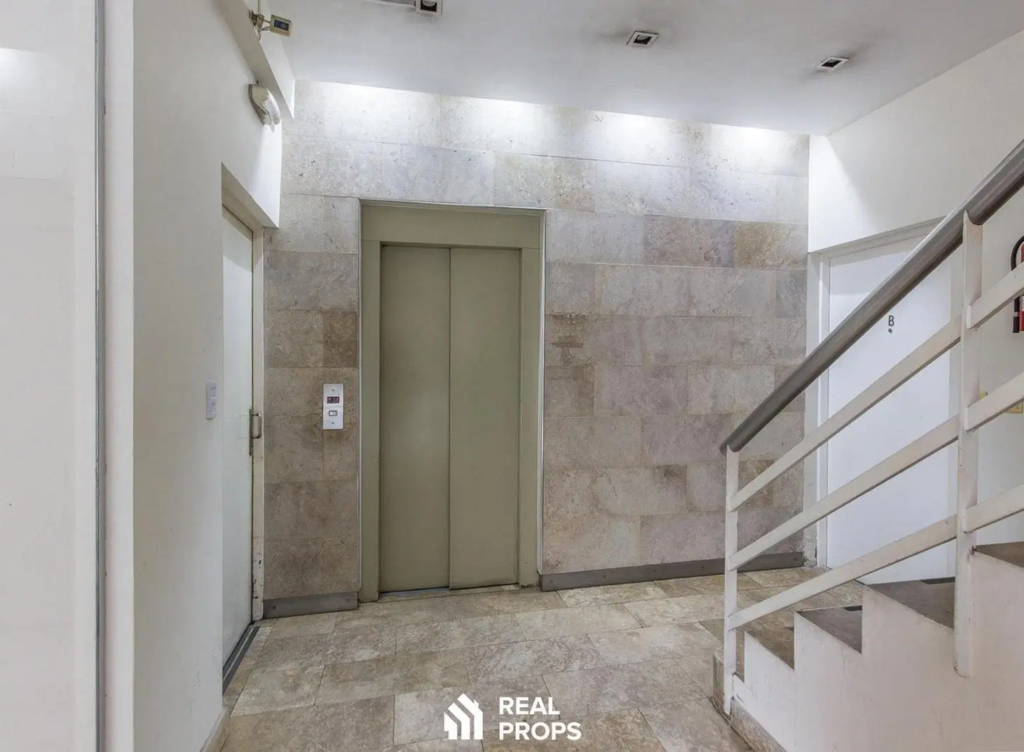 Venta Departamento Monoambiente en Nuñez. 2 balcones. Luminoso!! 2