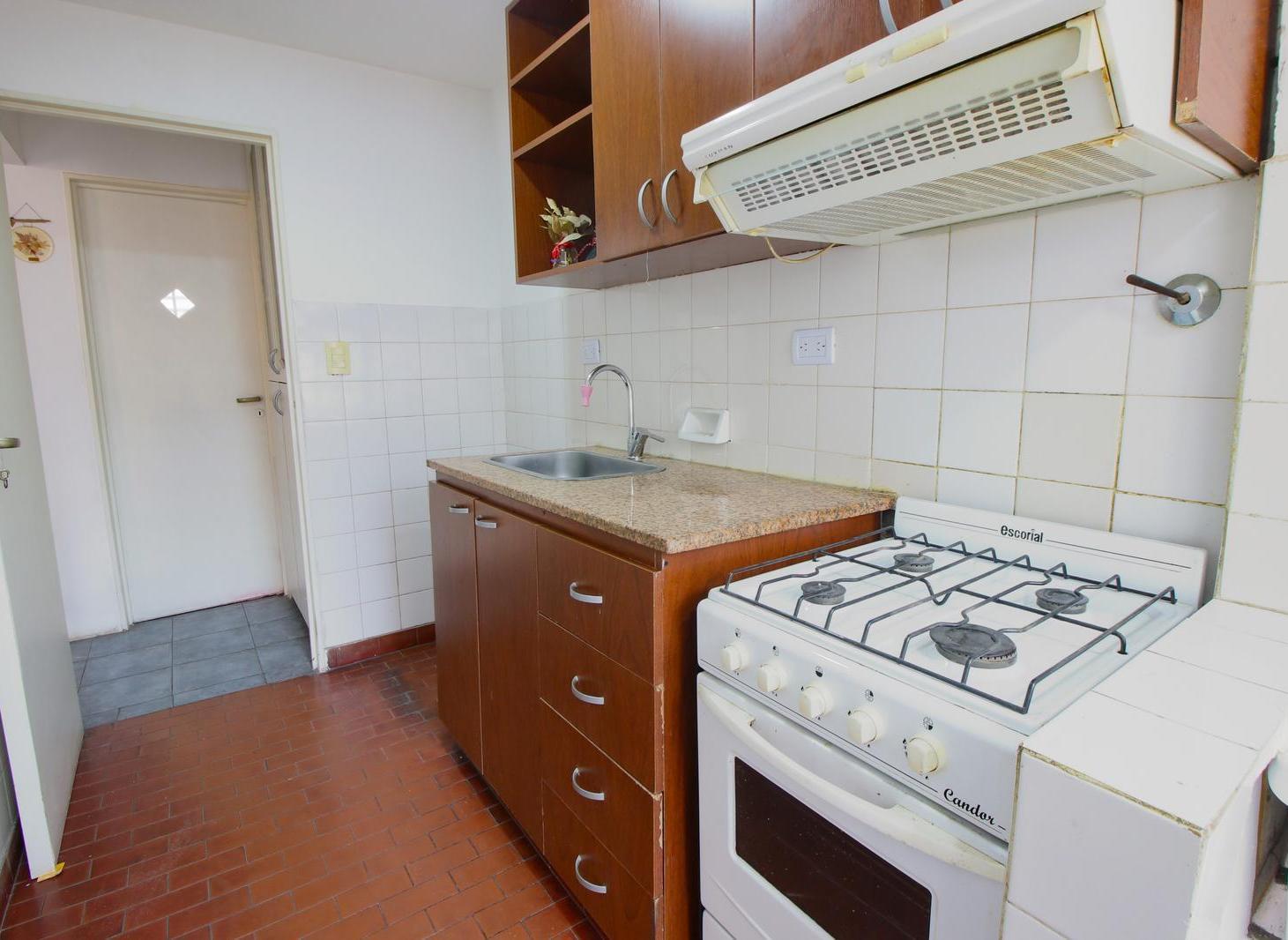 Foto de VENTA DEPARTAMENTO 2 AMBIENTES LUMINOSO VILLA LUGANO, imagen 4
