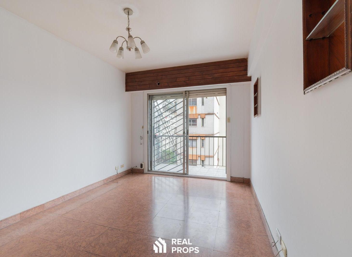 Foto de Departamento en Venta 3 ambientes con Balcon en Constitución Piso alto, imagen 1