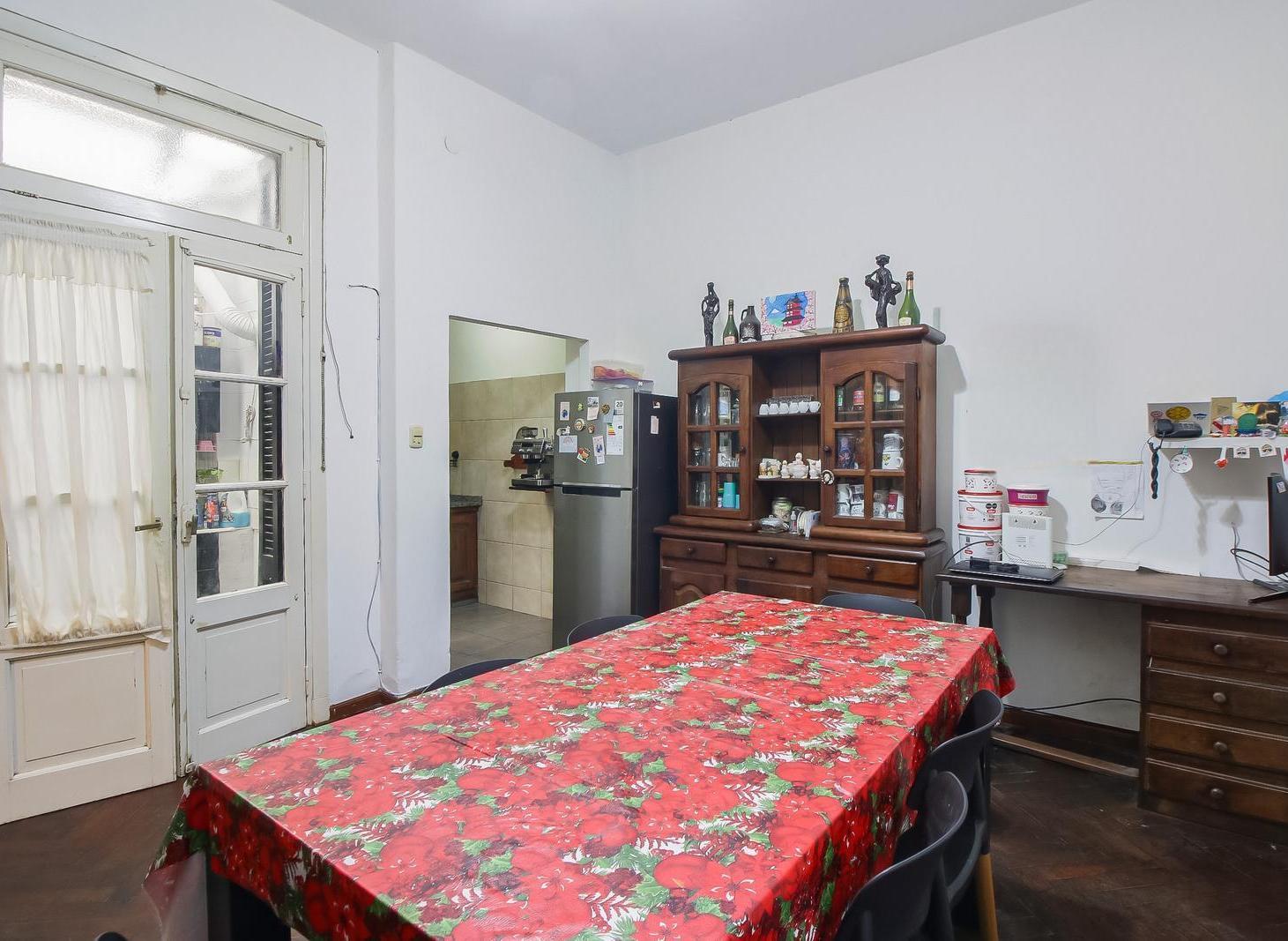 Foto de PH 2 Ambientes en Venta. Flores Norte. No paga Expensas. Ideal primera, imagen 2