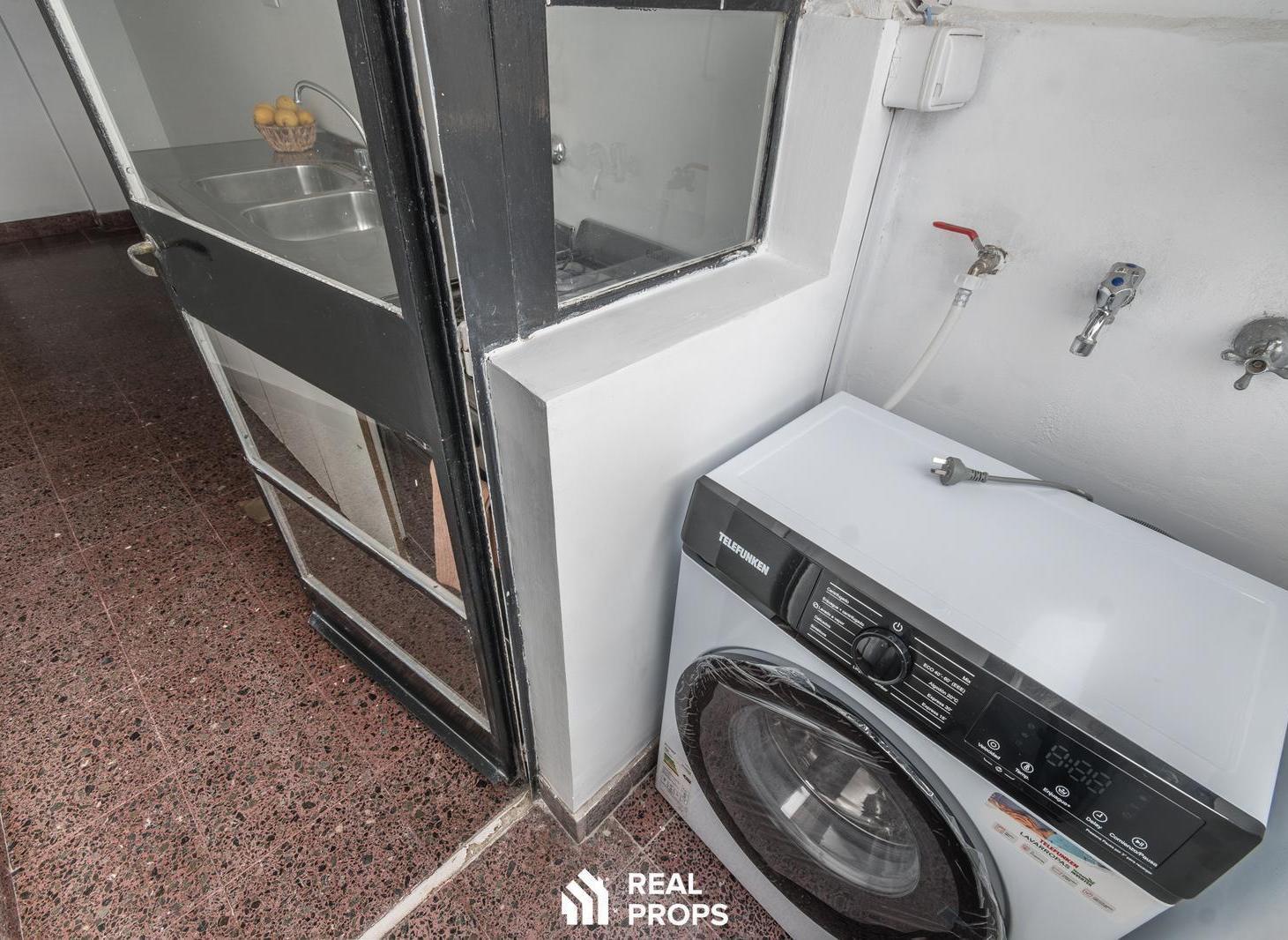 Foto de Departamento en venta 3 ambientes Colegiales (Limite Palermo) Piso Alto, imagen 3