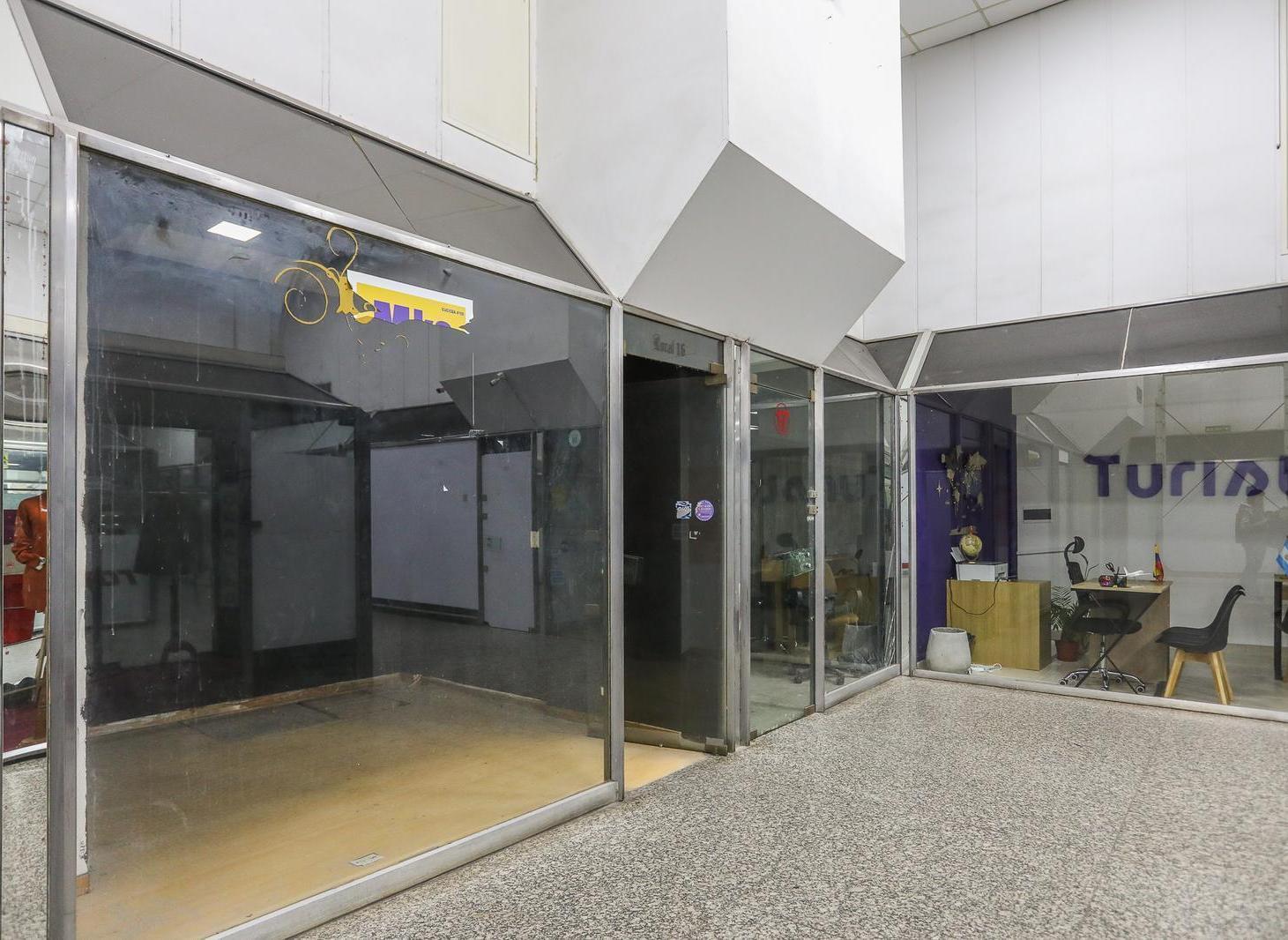Foto de Local en venta en San Nicolás, Salida por florida y por AV. Corrientes, imagen 1