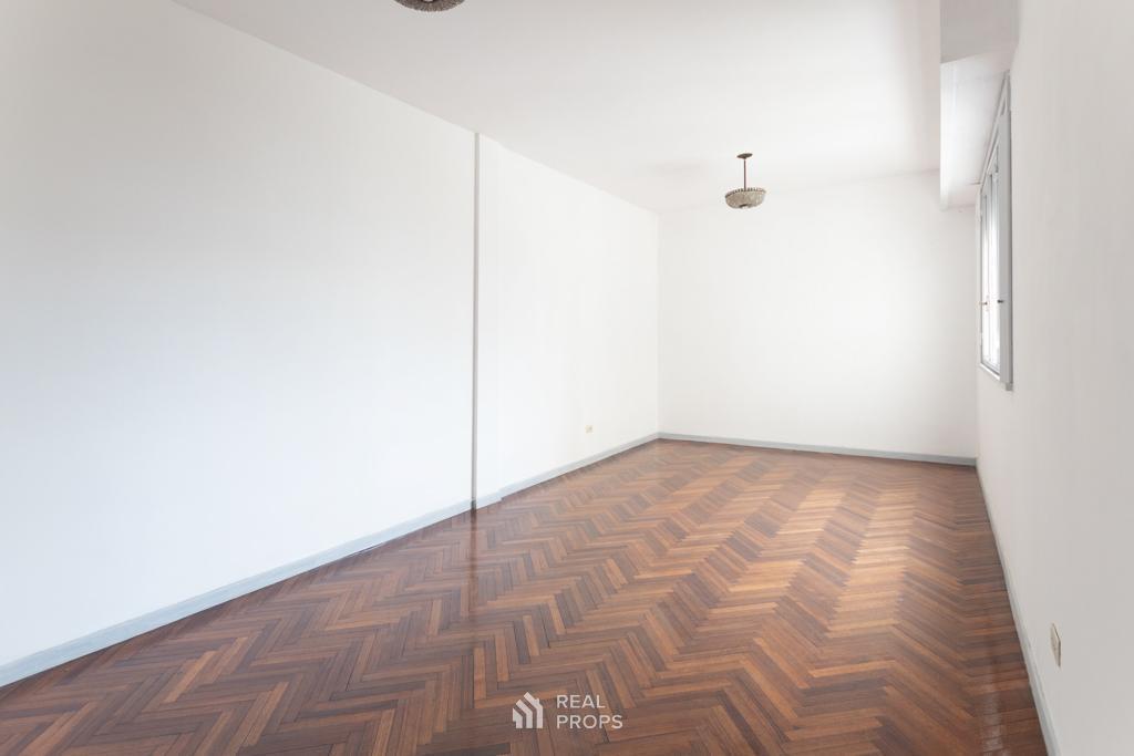 Foto de DEPARTAMENTO DE 3 AMBIENTES EN ALQUILER MUY AMPLIO EN FLORES, imagen 4