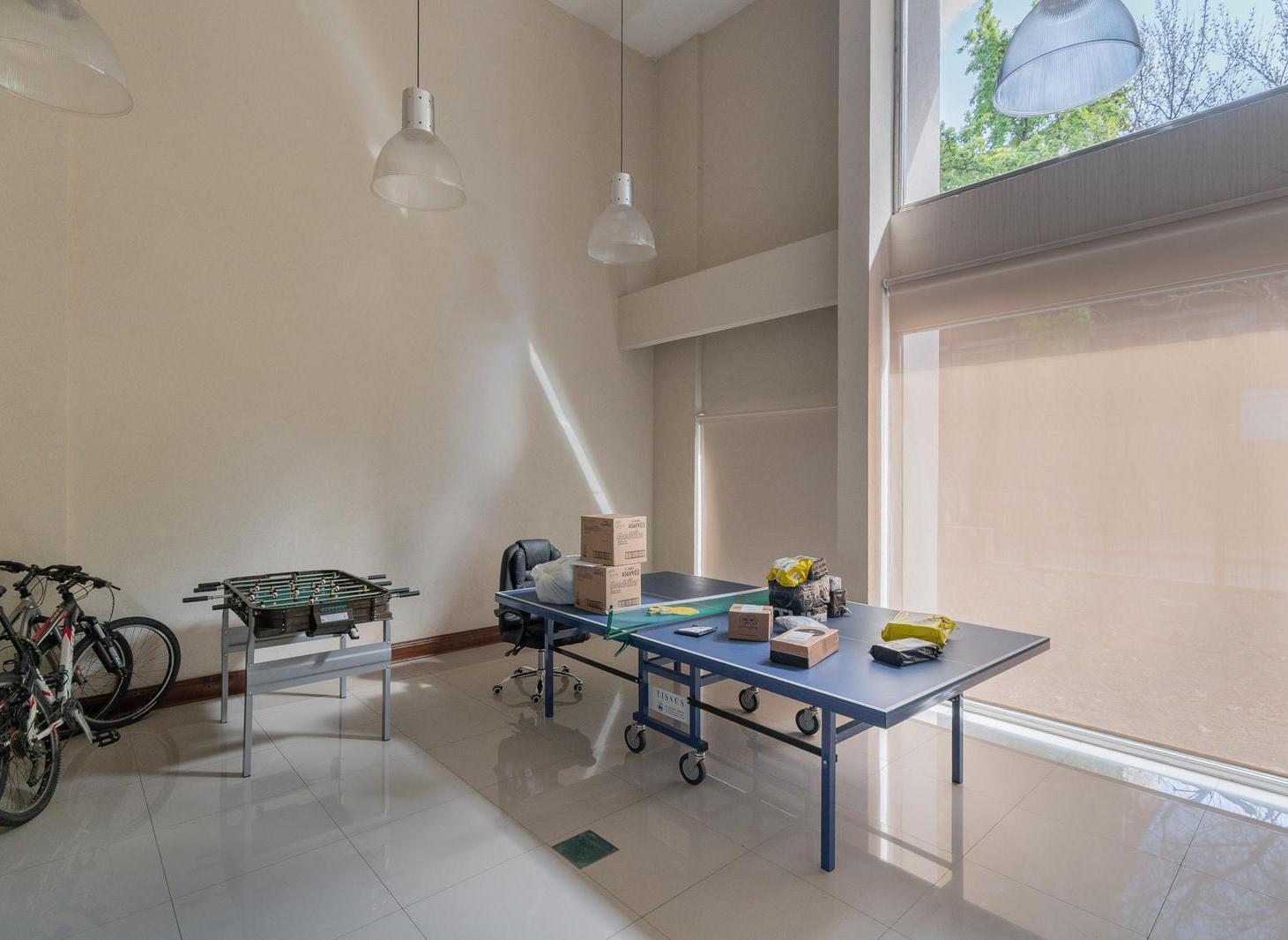 Foto de Venta Monoambiente con Balcón y Vista Abierta en Flores - Full Amenities, imagen 2