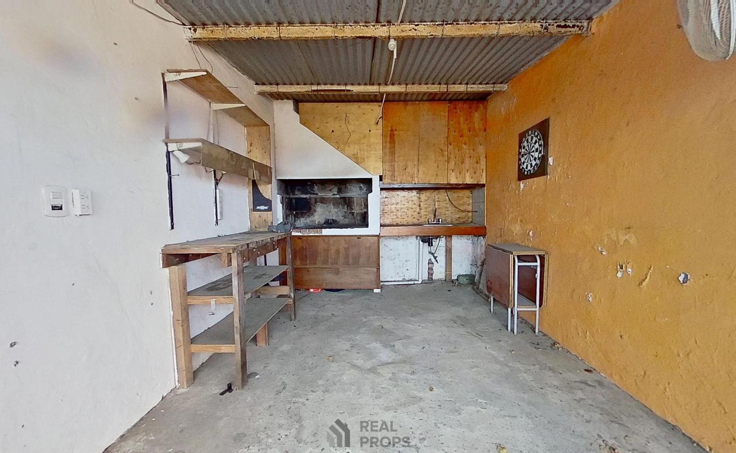 Foto de VENTA PH 3 AMBIENTES, AL FRENTE CON TERRAZA Y PARRILLA, EN VILLA, imagen 4