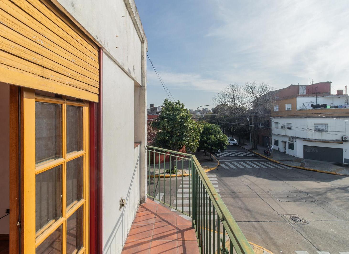 Foto de PH en venta de 3 ambientes en Parque Avellaneda con balcón, patio y, imagen 1