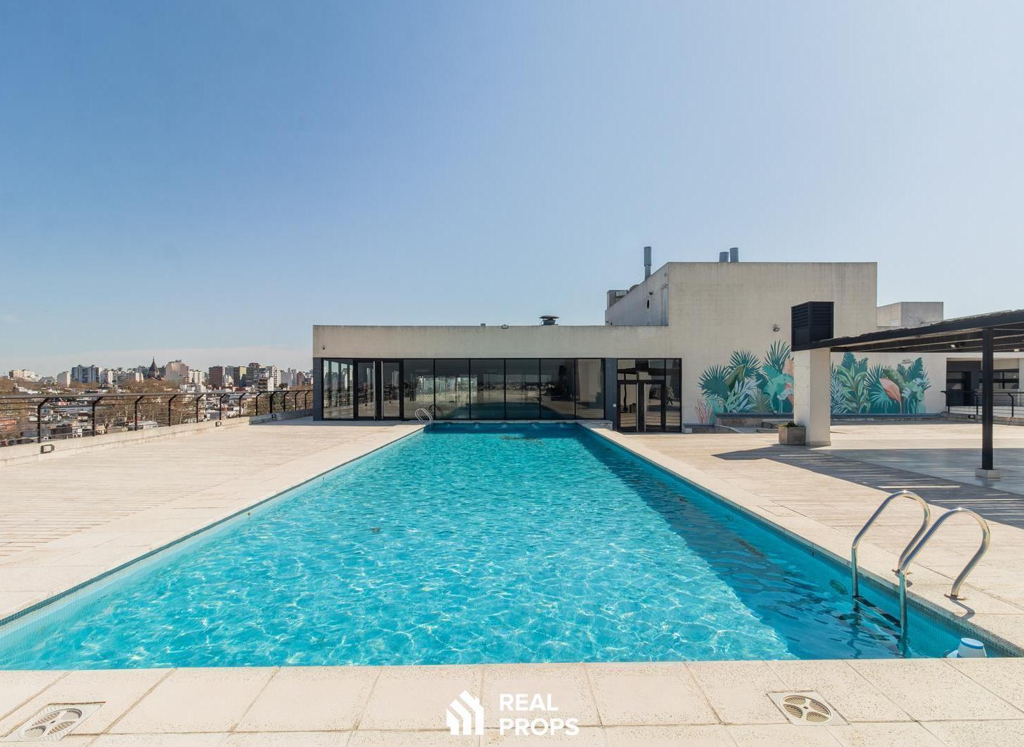 Foto de Monoambiente en venta en Parque Chacabuco con entrepiso y balcón terraza, imagen 5