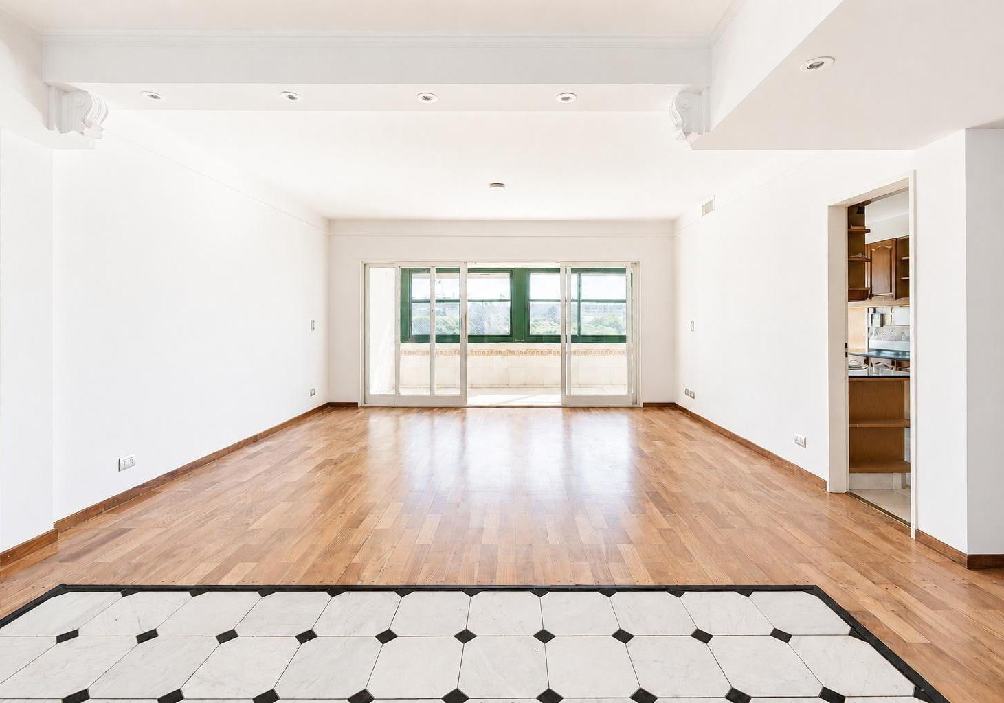 Foto de Venta Departamento Amplio Piso 3 Ambientes, vista abierta - 2 Cocheras, imagen 5