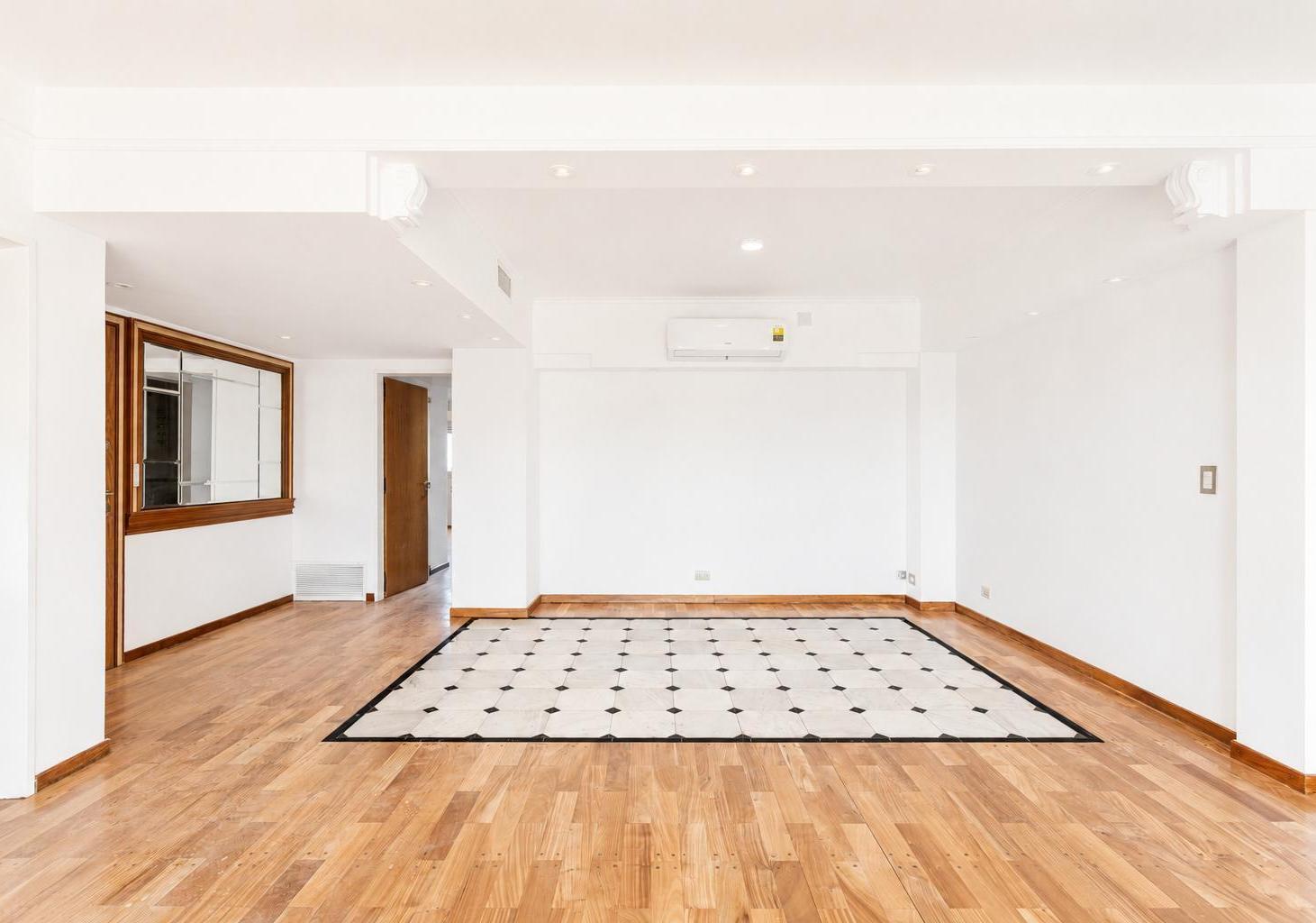Foto de Venta Departamento Amplio Piso 3 Ambientes, vista abierta - 2 Cocheras, imagen 1