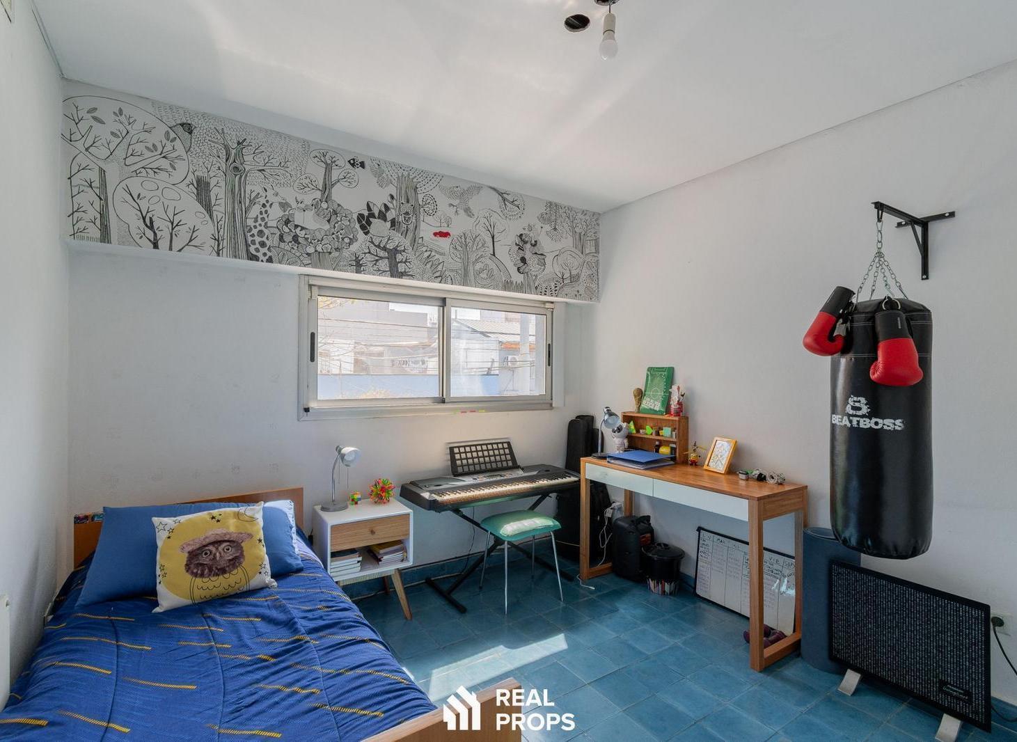 Foto de PH a la venta de 3 ambientes con balcon-terraza y parrilla en Liniers, imagen 4