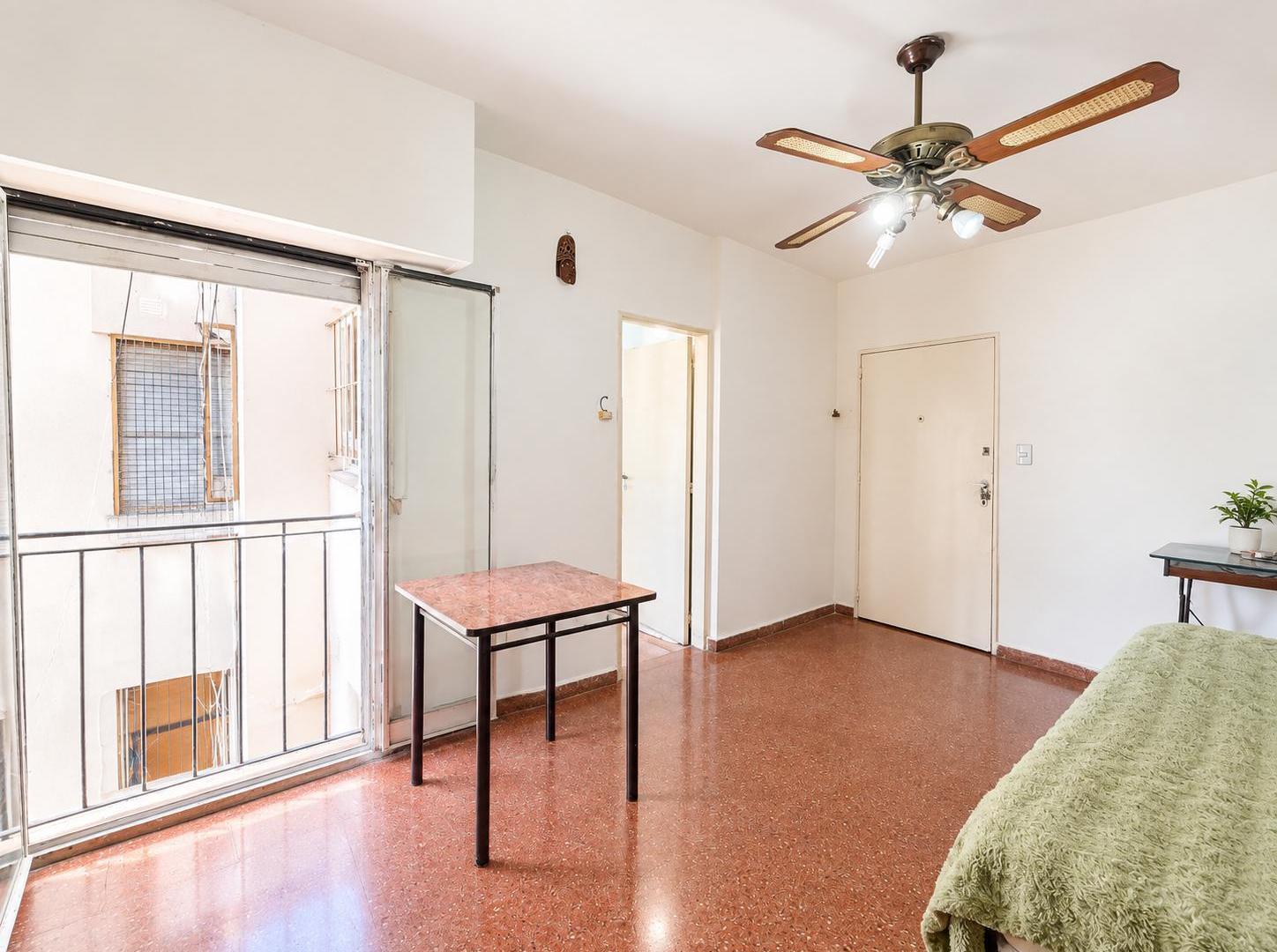 Foto de Departamento 2 ambientes en venta - Balvanera, imagen 2