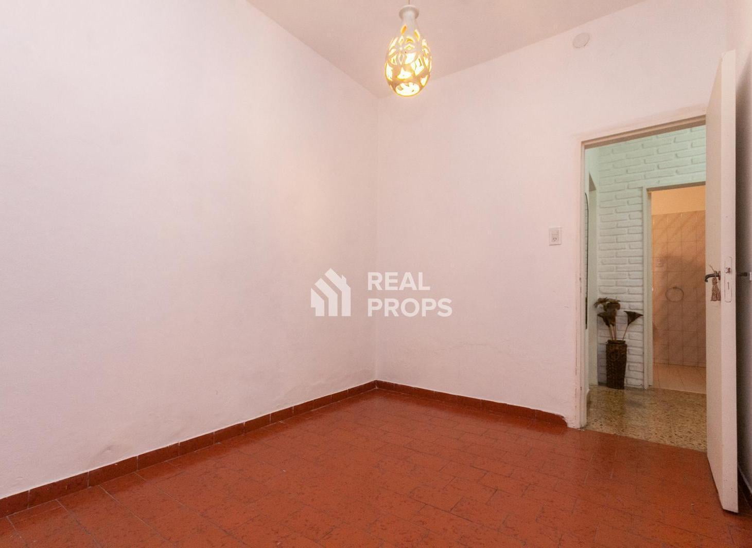 Foto de Venta Ph tipo casa 4 ambientes. Apto credito. Temperley, imagen 2
