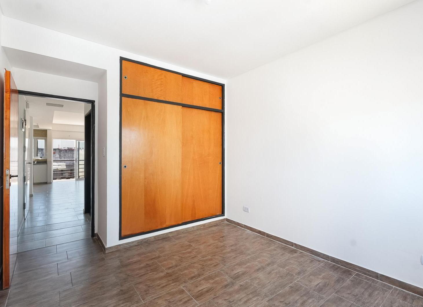 Foto de Departamento 2 ambientes con pileta venta- Mataderos, imagen 3
