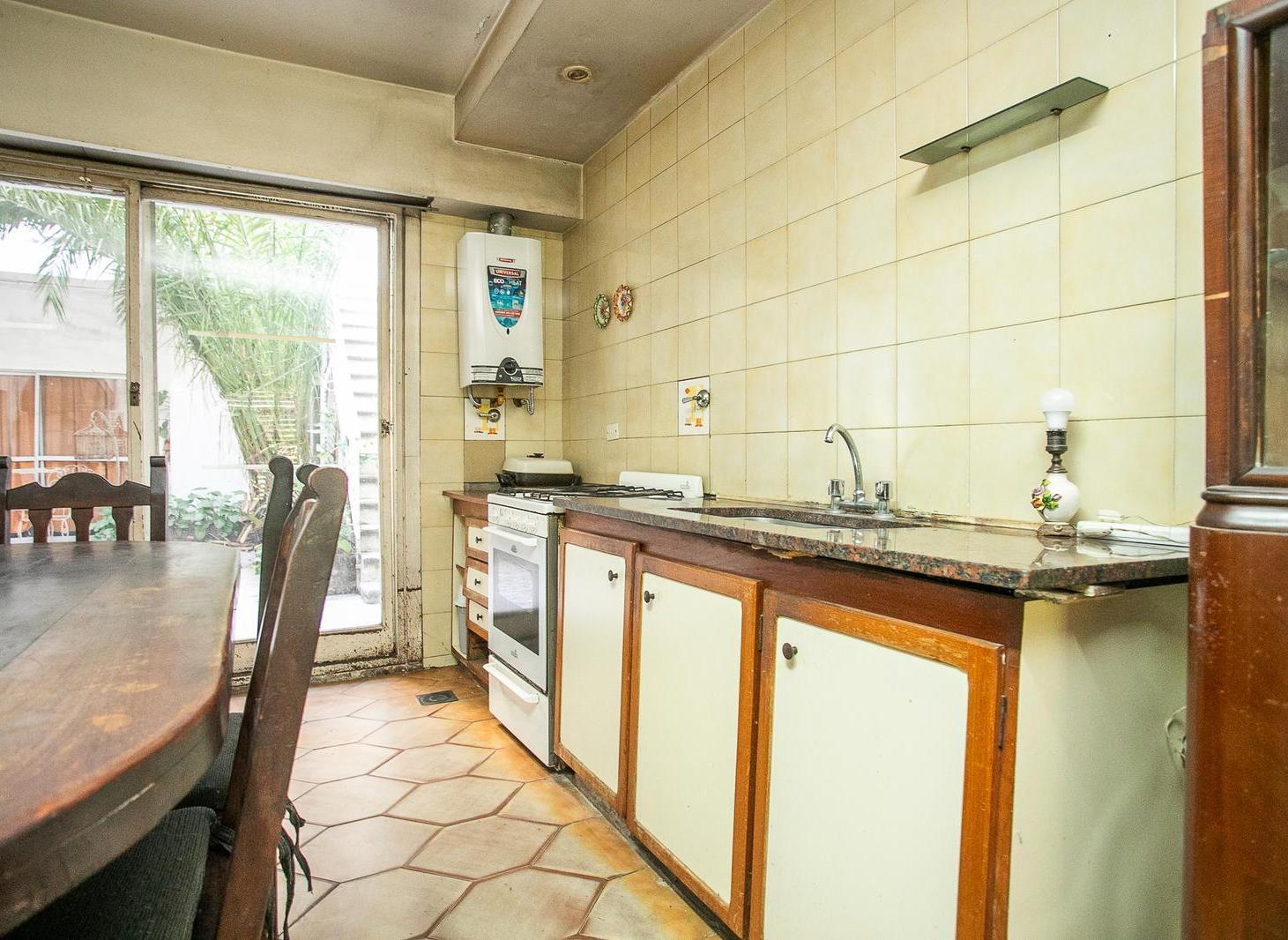 Foto de Casa en Venta 5 ambientes en Parque Chacabuco LOTE PROPIO, imagen 3