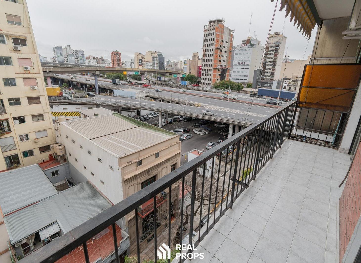Foto de Departamento en Venta 3 ambientes con Balcon en San Telmo Piso alto, imagen 5