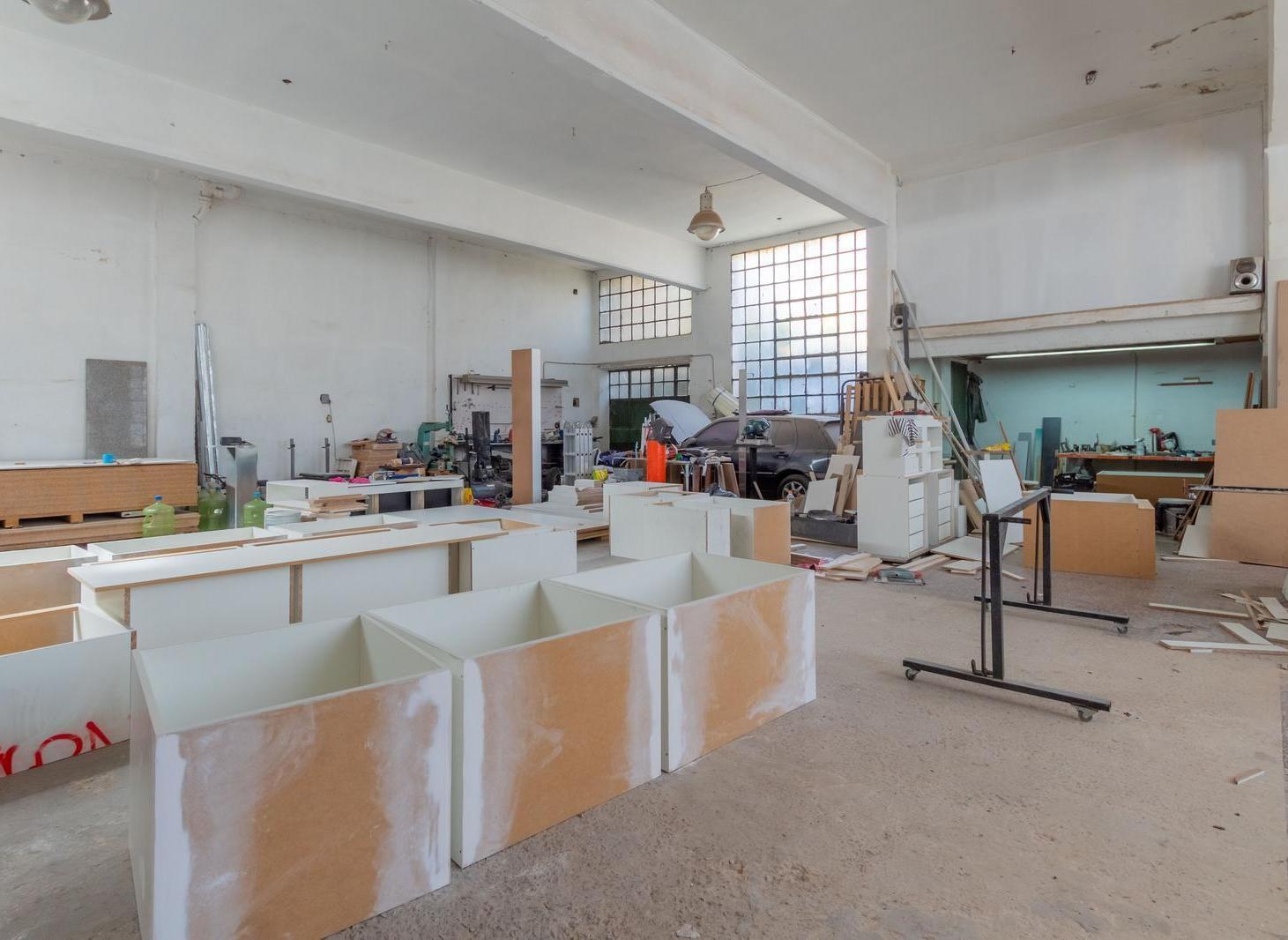 Foto de VENTA Galpón doble altura con oficina Villa Lynch PERMUTA, imagen 5