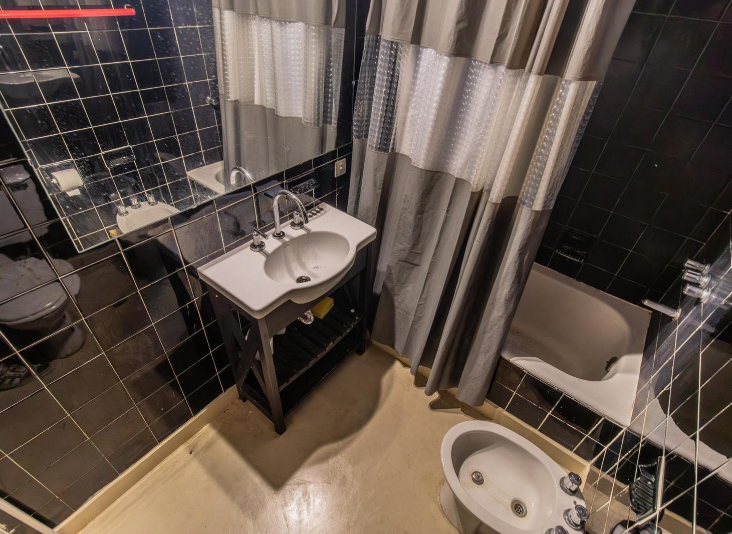 Foto de Departamento en venta de 3 ambientes con balcón corrido en Caballito, imagen 4