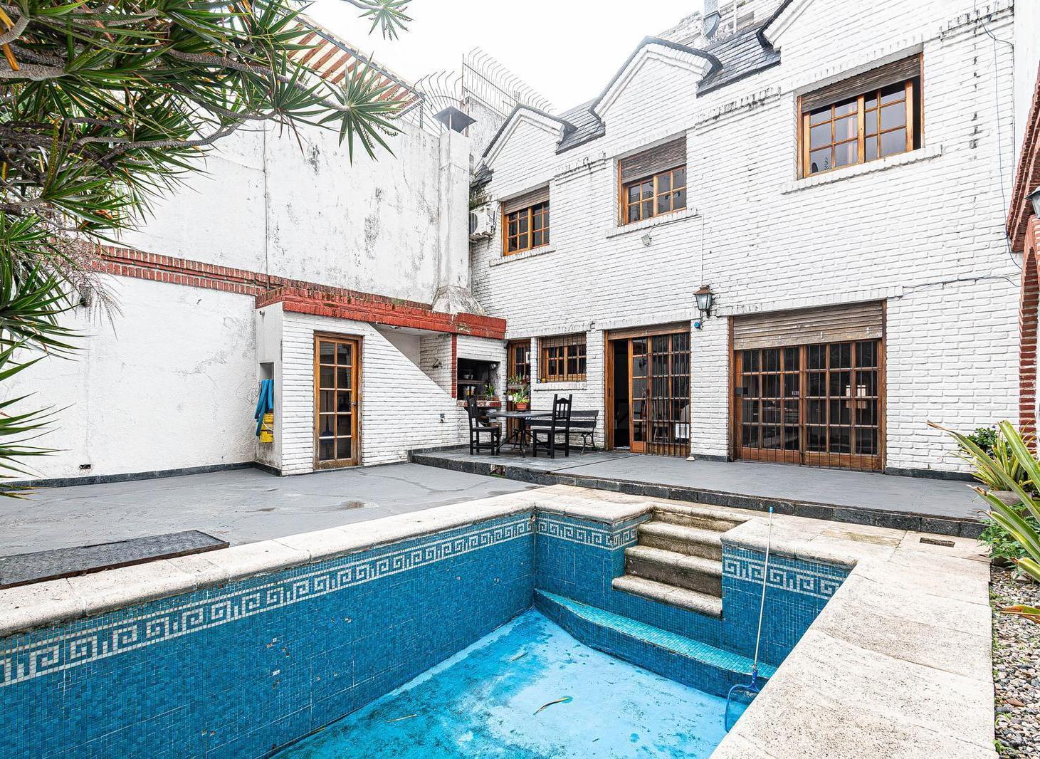 Foto de Casa de Categoría en Venta en Barracas Patio con Pileta y Parrilla, imagen 4