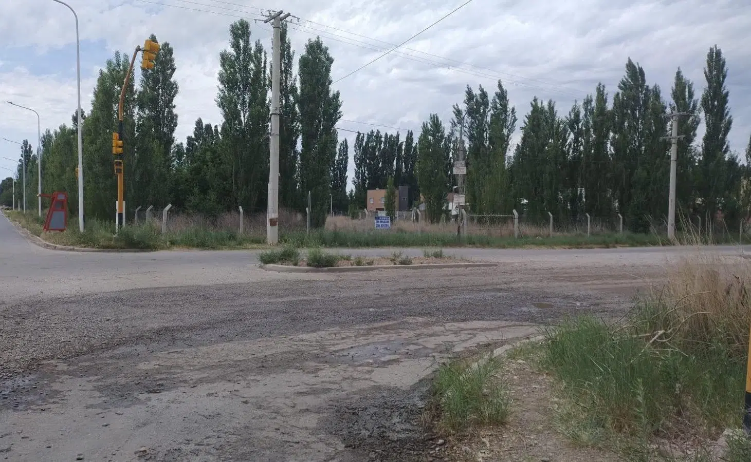 Alquila lote comercial ruta 22 Plottier 4
