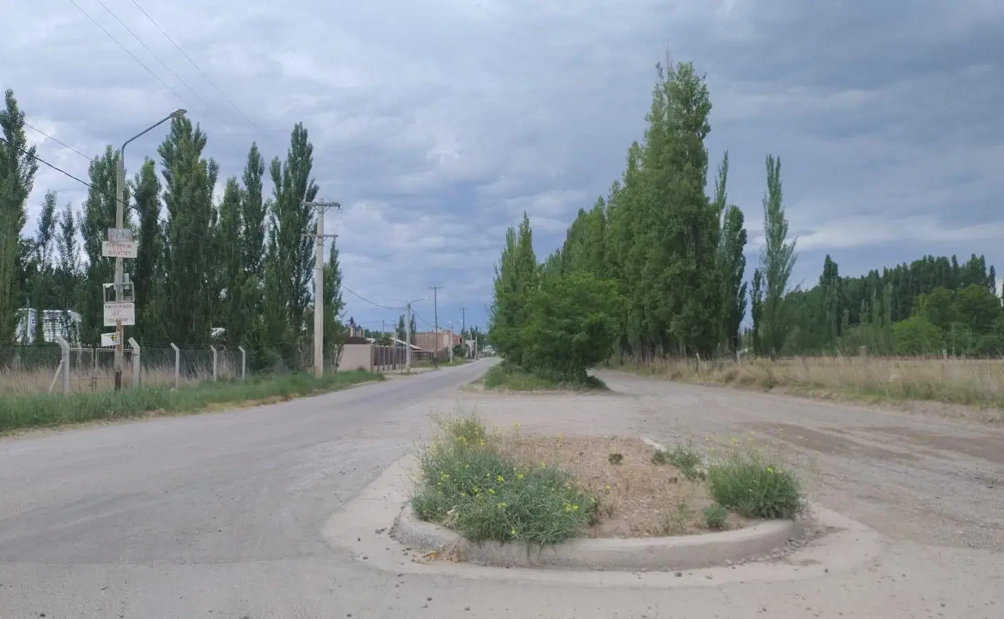 Alquila lote comercial ruta 22 Plottier 2