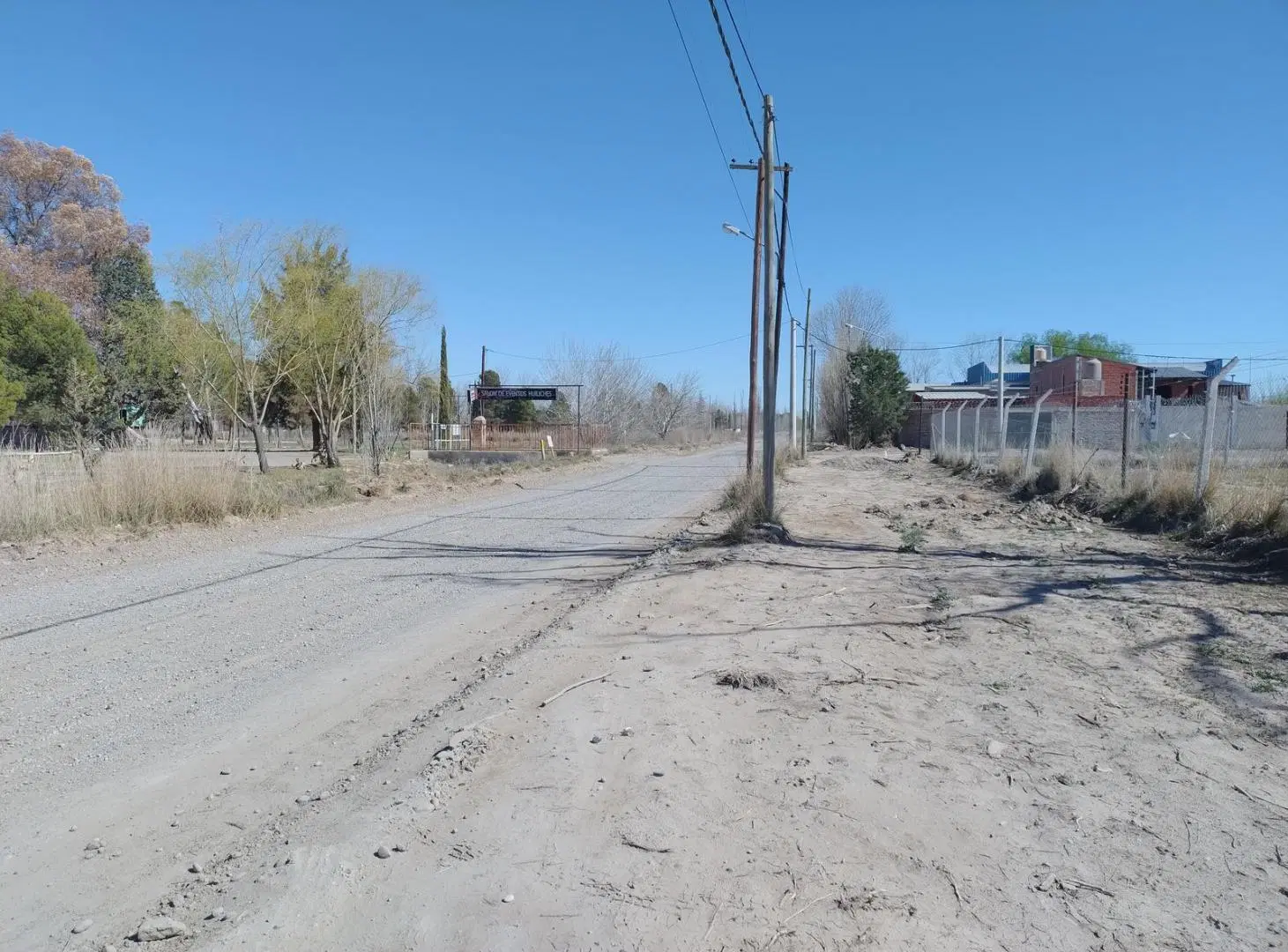 Terreno alquiler comercial en Plottier 2