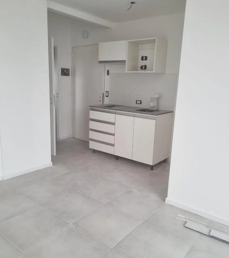 Excelente Monoambiente a Estrenar con balcón amplio, Super luminoso! 3