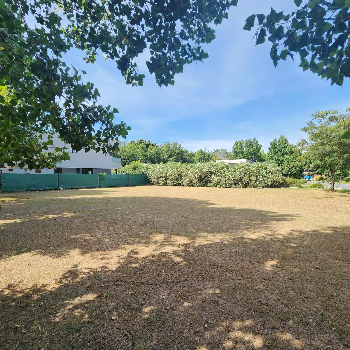 Terreno en Barrio Privado Sol Paraná Publo Esther 1