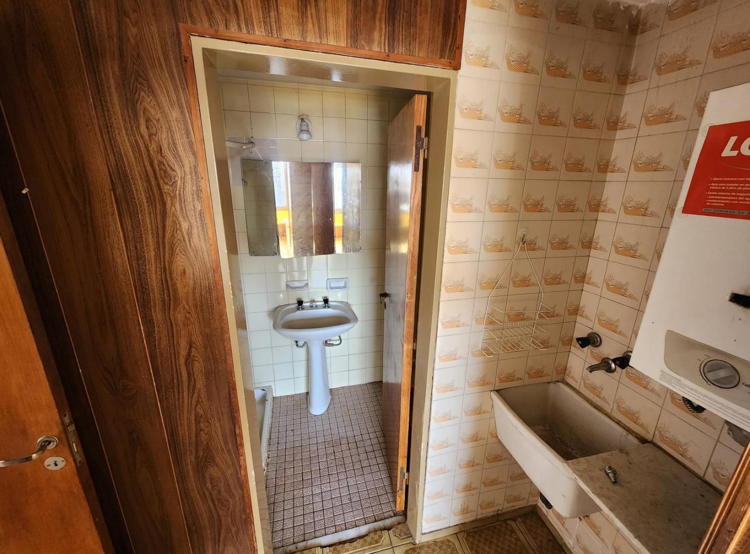 Foto de Venta 3 Dormitorios con cochera en Barrio Echesortu, imagen 2