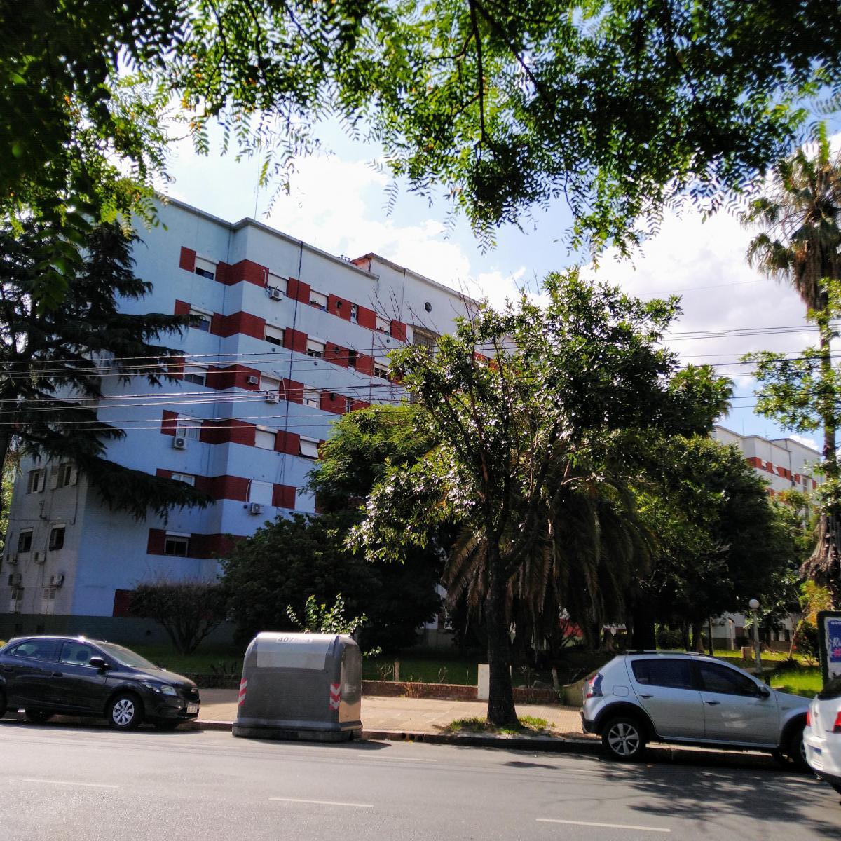 PARQUE AVELLANEDA DPTO 3 Amb DÑO OPORTUNIDAD!!