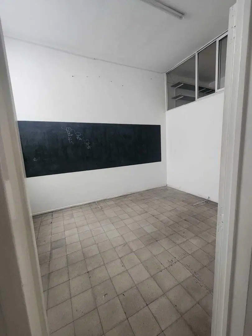 VILLA CRESPO: Oficina en Alquiler en excelente cuadra Comercial 4