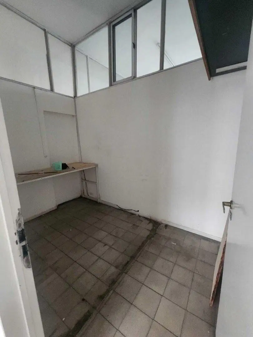 VILLA CRESPO: Oficina en Alquiler en excelente cuadra Comercial 3