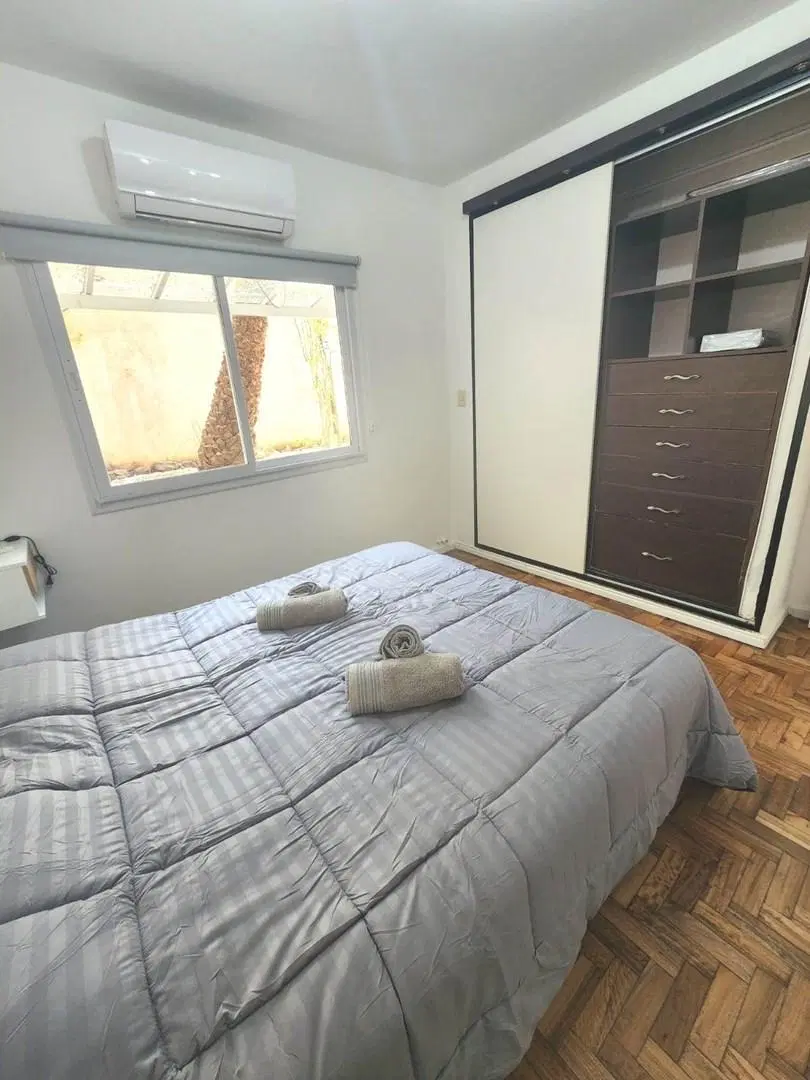 PALERMO: Alquiler Moderno Departamento amoblado 3 ambientes con patio en excelente zona! 2