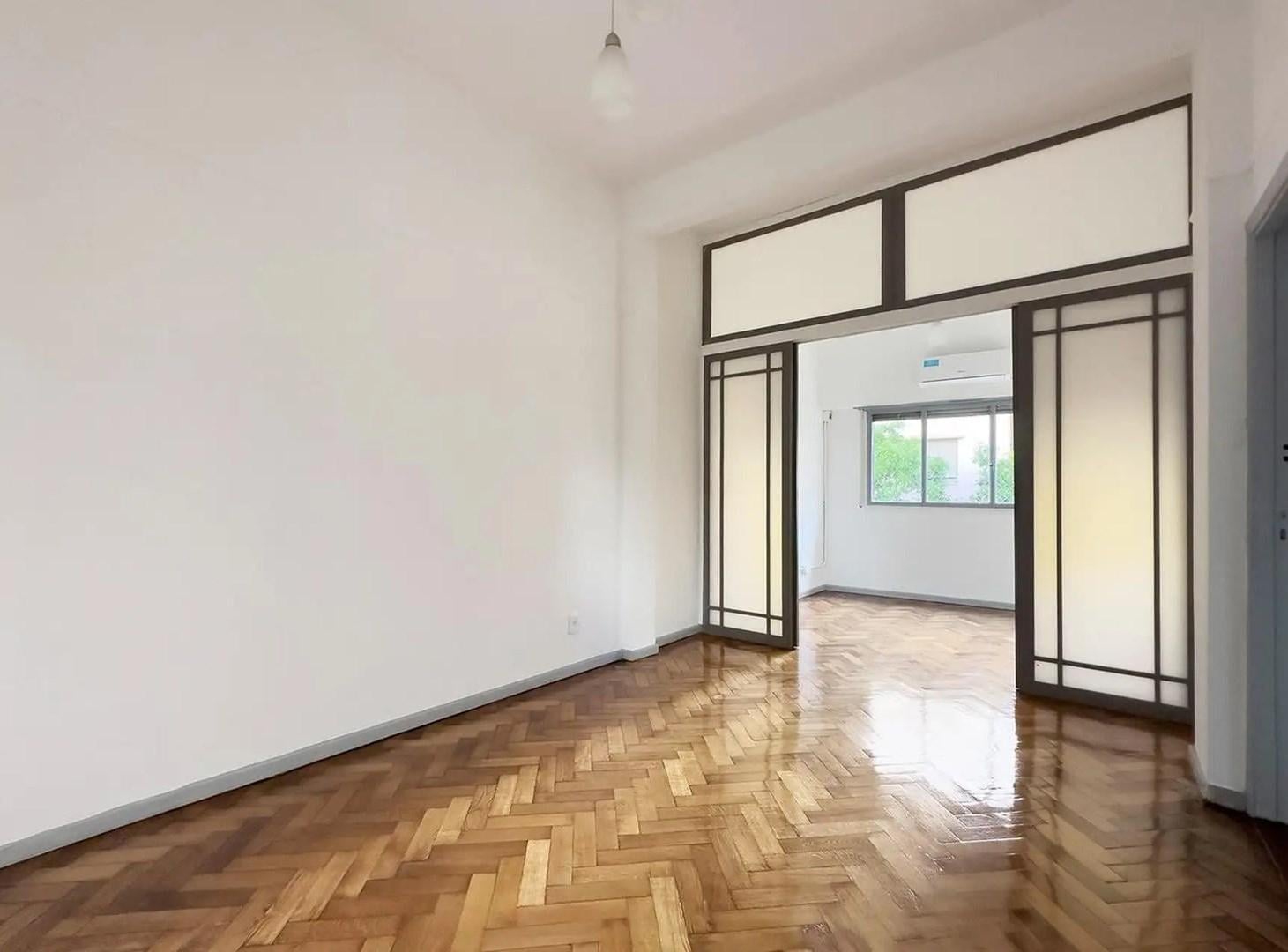 ONCE: Venta Departamento de 3 ambientes al frente - Luminoso y en excelente estado!